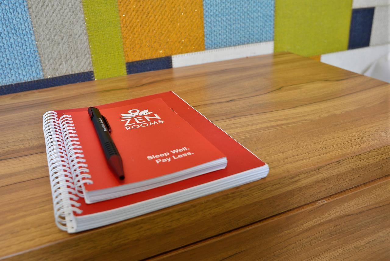 Zen Rooms Kuta Tuban Suites ภายนอก รูปภาพ